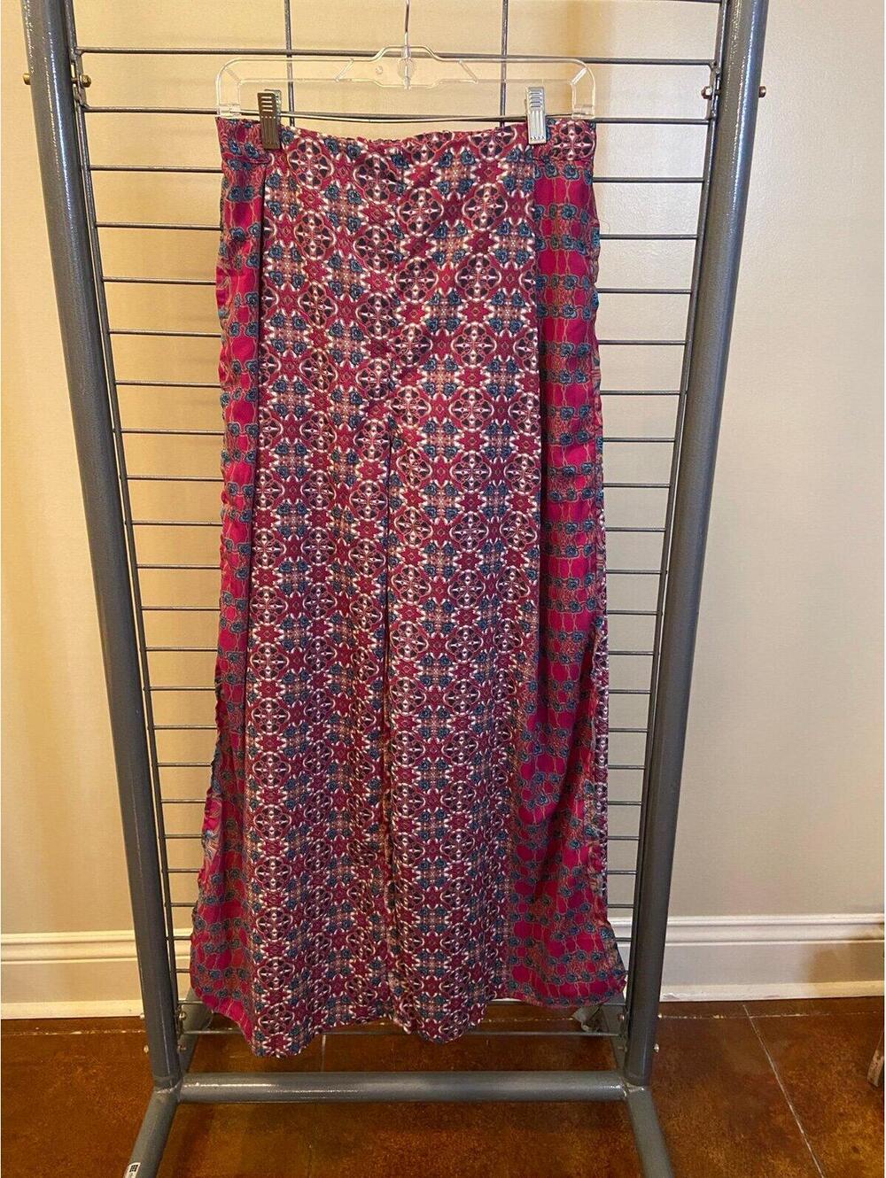 Floating‎ Pants